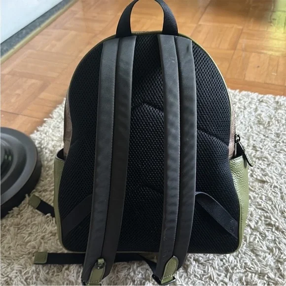 ♥️COACH Brand Green and Brown Court Backpack - Picture 10 of 13